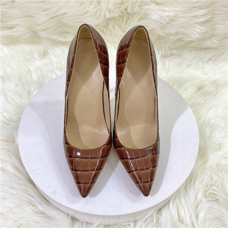 Serpentine Pointed Toe Stiletto High Heels – Low-Cut Snakeskin Pattern Brown 8CM