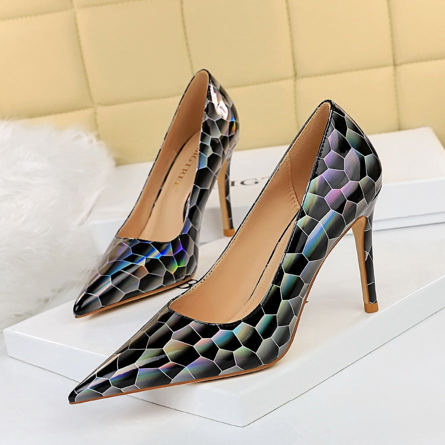 Shiny Silver Crocodile-Effect Pointed-Toe Stiletto Pumps – High Heel Shoes for Weddings & Parties Black